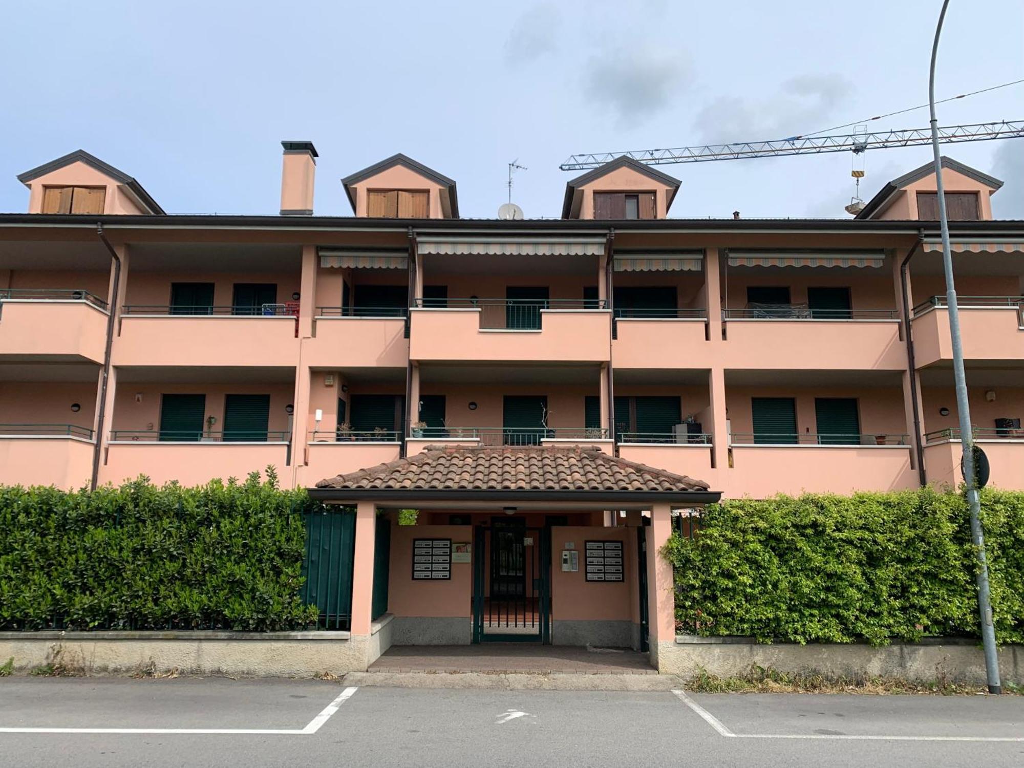 Bilocale A Lainate Lainhouseアパートメント エクステリア 写真